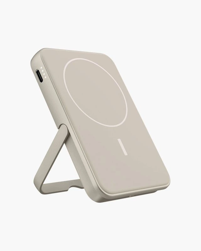 [FNR_PWB_2PBM5000S] FRESH N REBEL - Magnet Wireless Powerbank 5000 mAh - Silky Sand